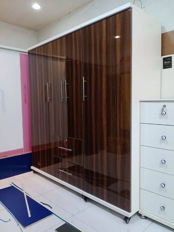 UV 3door almari/wood works/cupboard/wardrobe for sale/almarih/colorful 3