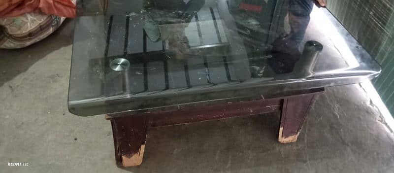 glass table for. sale 2