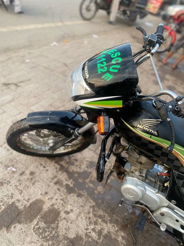 Honda 125 deluxe sell and exchange 2