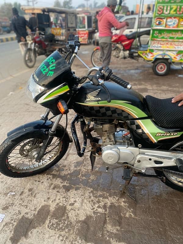 Honda 125 deluxe sell and exchange 3