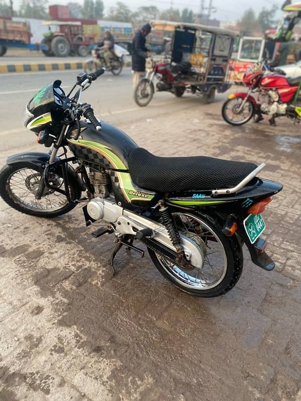 Honda 125 deluxe sell and exchange 4