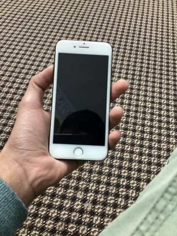 iPhone 7, 128gb Non Pta 0