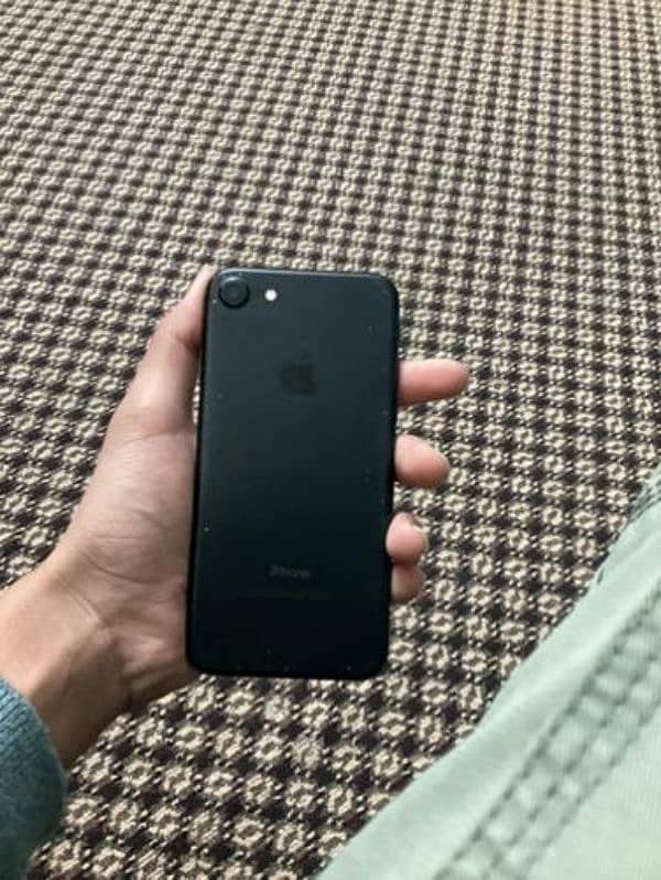 iPhone 7, 128gb Non Pta 1