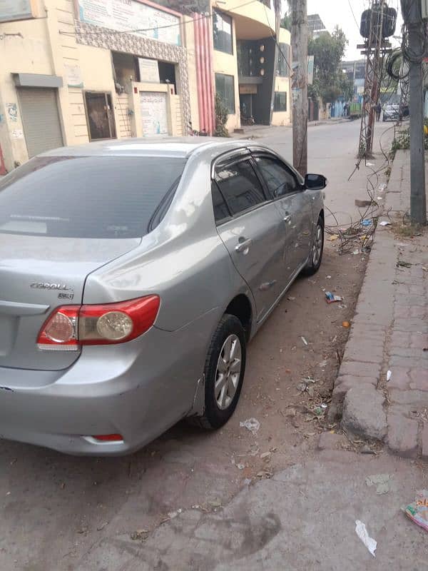 Toyota Corolla GLI 2014 4