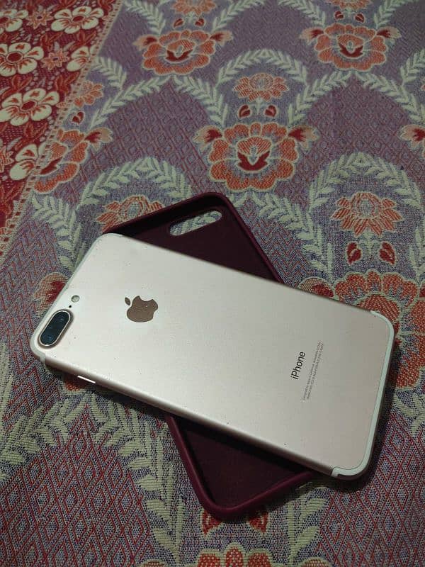 iPhone 7 pta in good condition 0