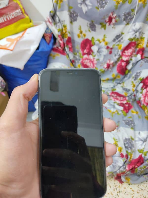 iphone 11 jv all ok urgent sale 2