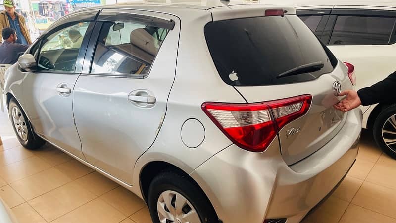 Toyota Vitz 2017 1