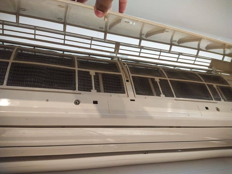 Dawlance 1.5 ton split ac for sale. . . 4