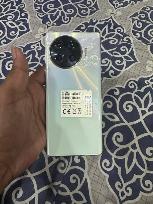 Tecno spark 20 pro plus 2