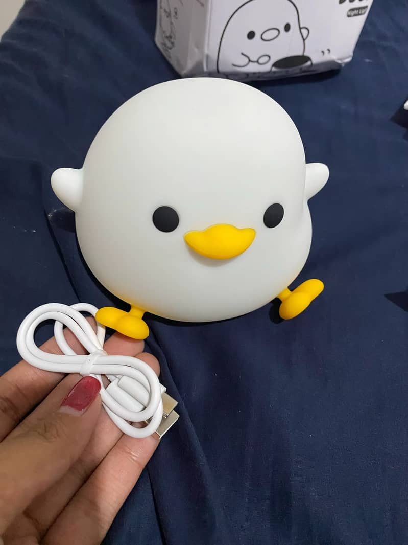 Adorable Dodou Duck Night Light – Your Perfect Bedtime Companion! 2