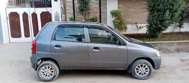 Suzuki Alto 2012 3