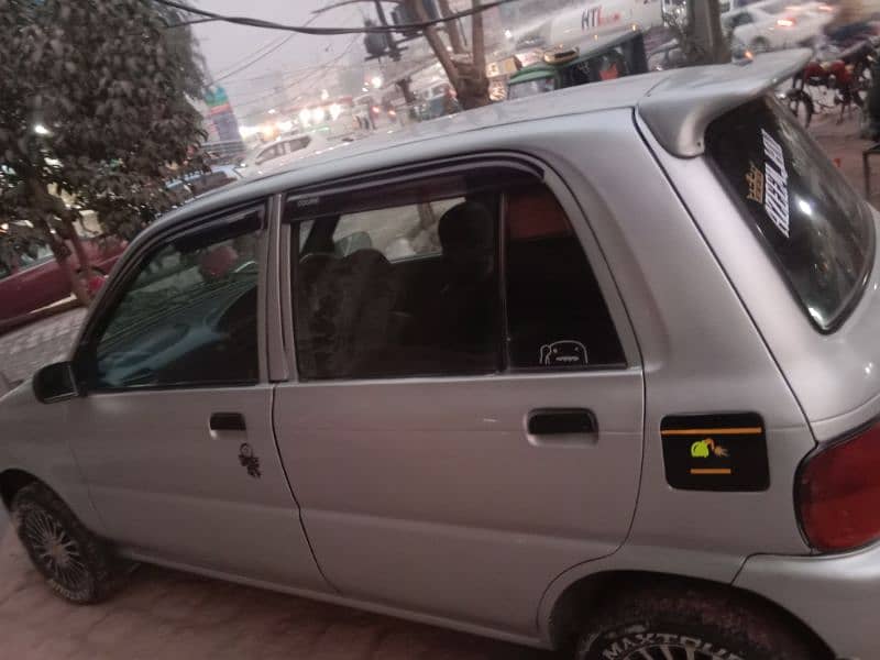 Daihatsu Cuore 2004 1