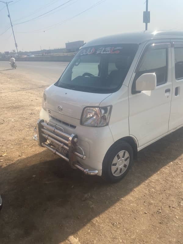 Daihatsu Hijet 2016 1