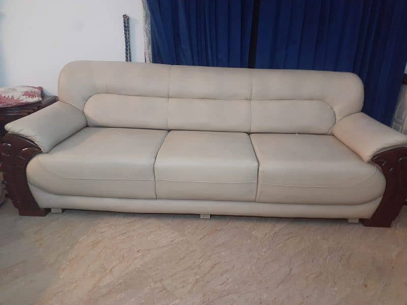 7 seater sofa set ,,,, table b ha 6