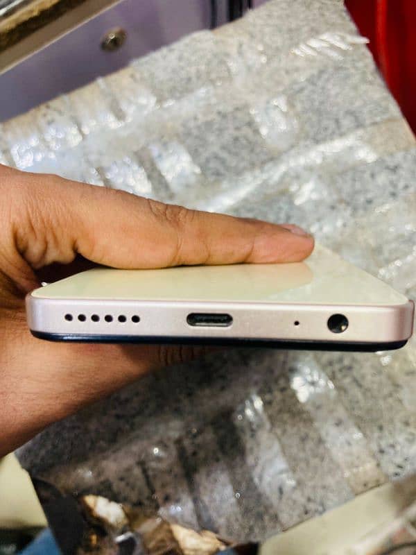 Infinix smart 8 pro 4+4 128 2