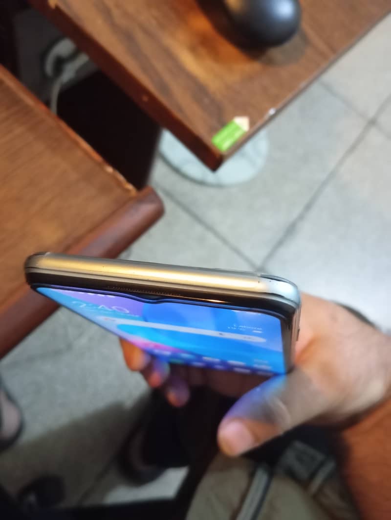 Vivo Y20s 3