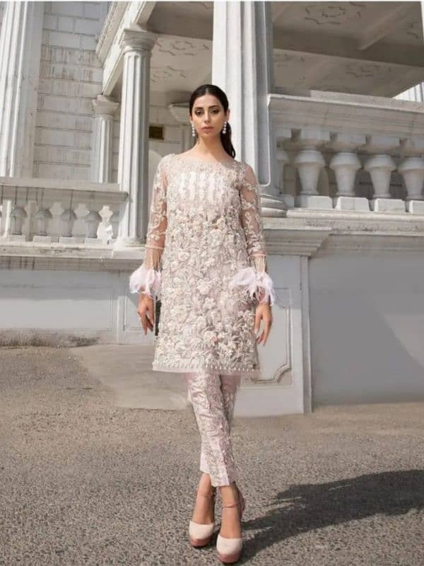 irum khan designer net dres 0