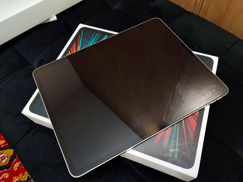 Apple iPad pro M1 ship 0