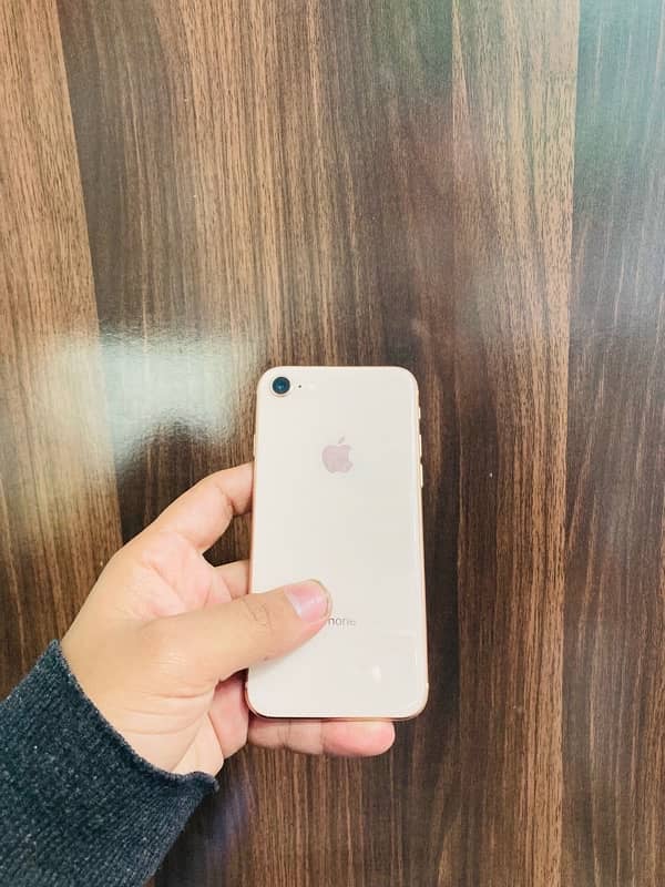 iPhone 8 64 GB NON PTA BLOCK 2