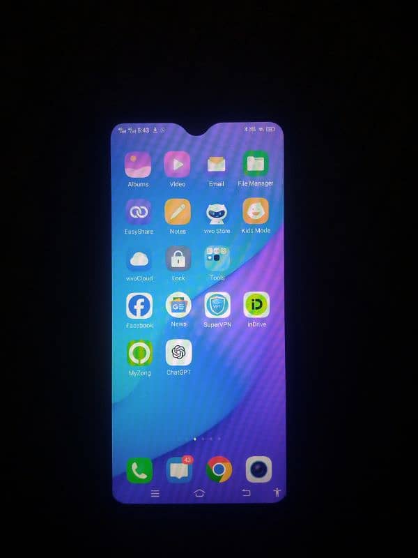 Vivo y15 4/64 good condition and battery timing 1