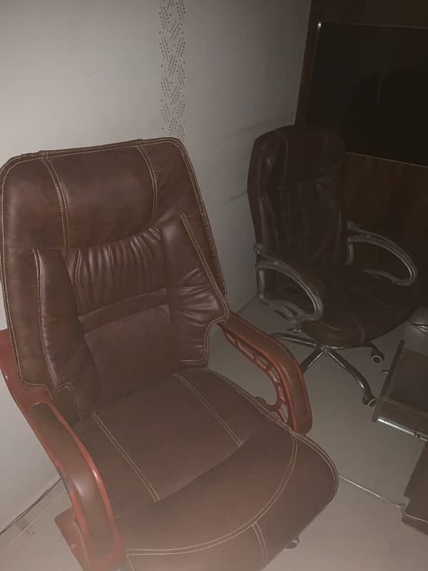 office furniture and others items 10