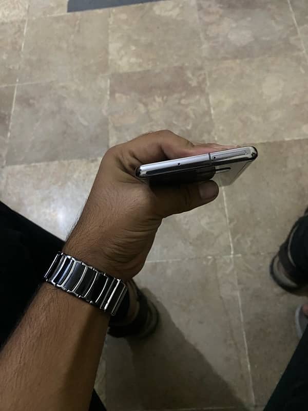 IPHONE 12 PRO MAX 256GB 4