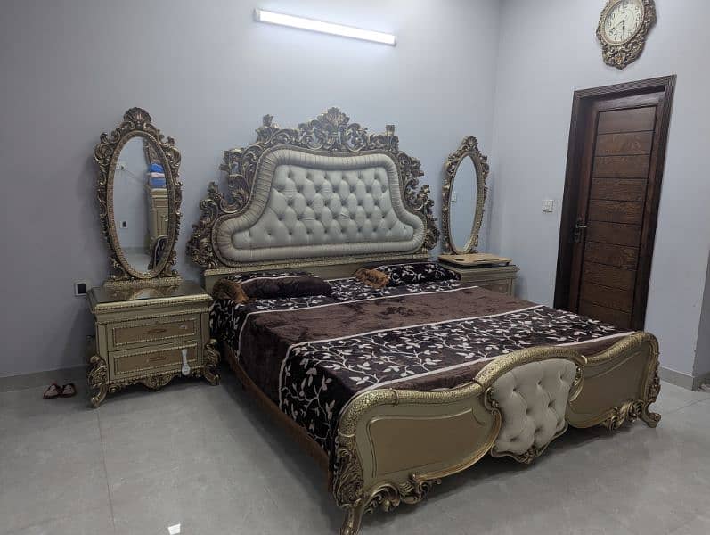 King Size Bed 3