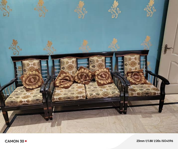 sofa set for sale condition 10/9.5 2