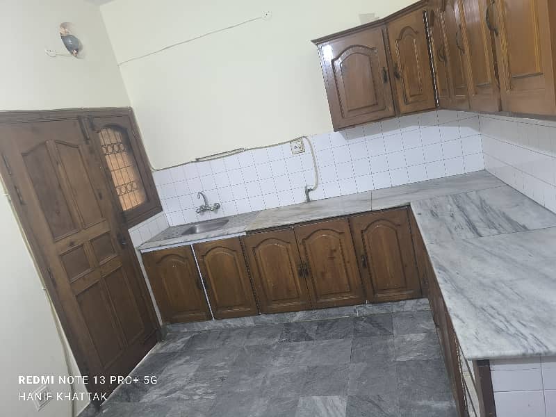 3 Beads and 3 Bathrooms Upper Portion Available for Rent 8