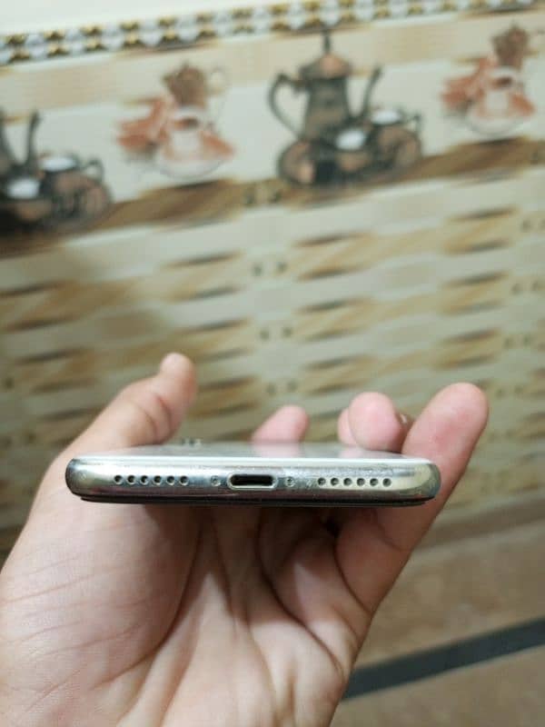 IPHONE X 64GB NON PTA 10