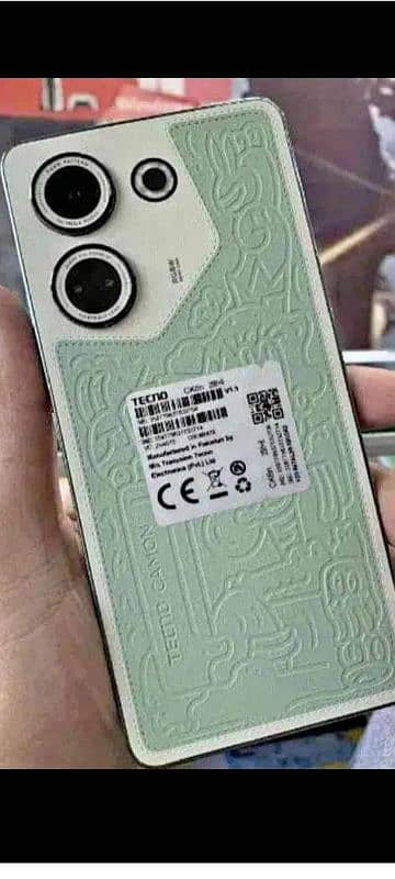 03192099029"Camon 20.8. 256 Green Color Box Charger 0