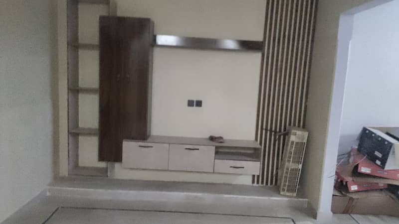 120 Gaz Ground Floor For Rent 8