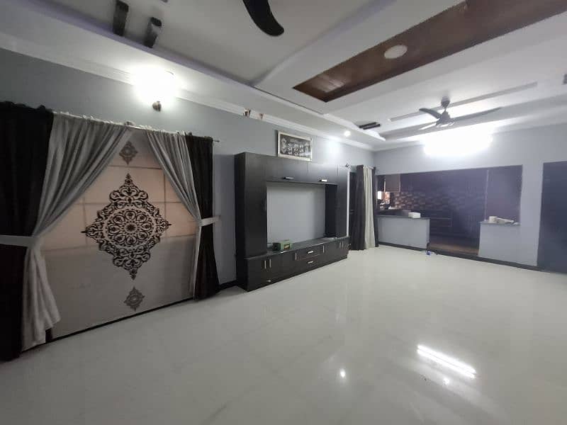 New house available for rent in habib ullah colony 11