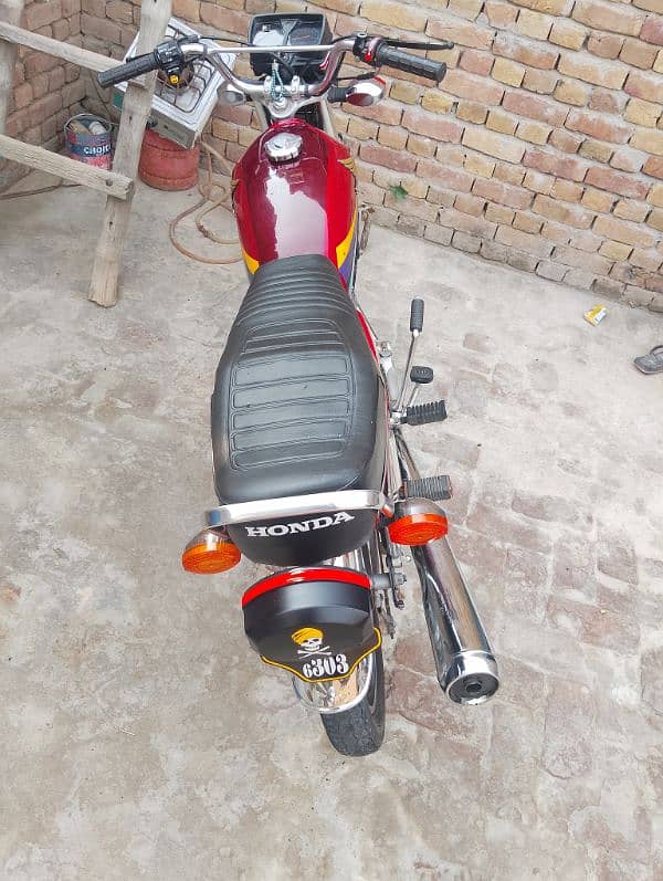 Honda 125 12 model toba namber 4