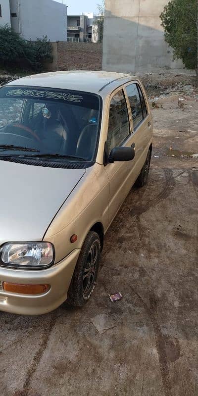 Daihatsu Cuore 2010 6