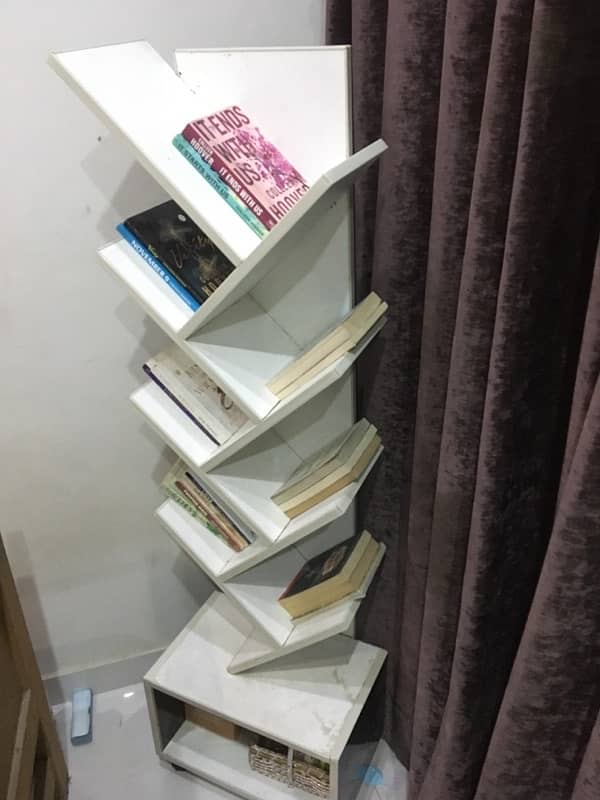 bookrack 0