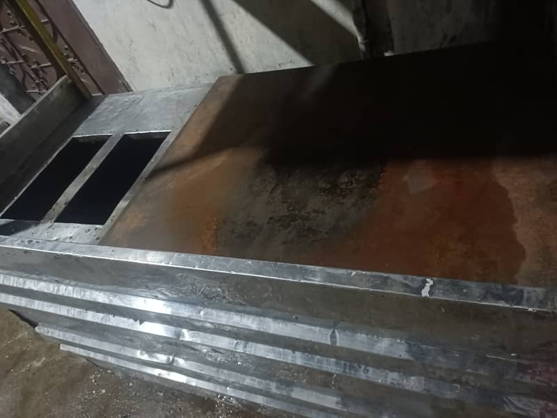 Steel Counter 5 Ft for sale 1