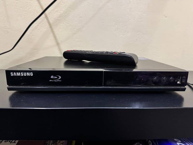 Samsung Blueray DVD player 3