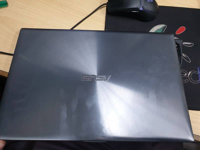 Asus Zenbook ux32a Ultra book 4