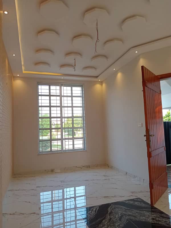 5 BRANDNEW HOUSE FOR SALE IN jUILEE TOWN LAHORE 12