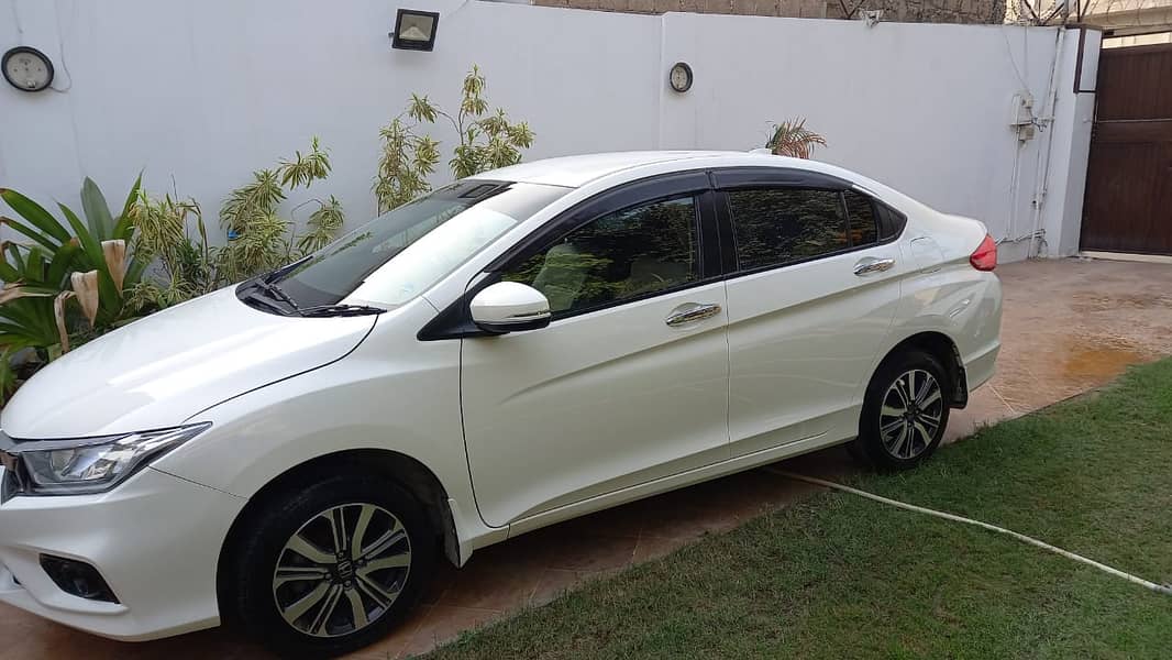 HONDA CITY ASPIRE 1.5 cvt 9