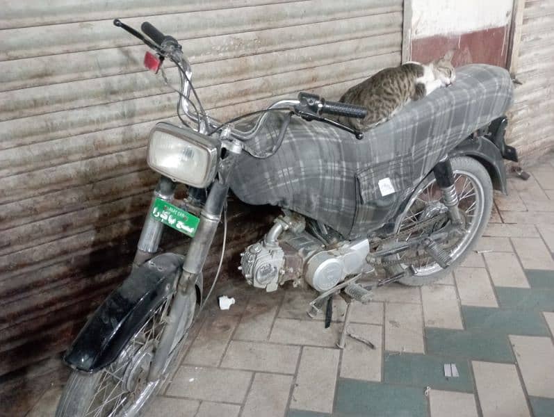 bike okay hai ekdam check Kar Kai dunga 4