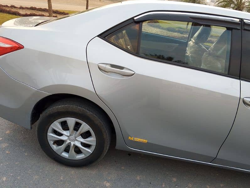 Toyota Corolla GLI 2015 3