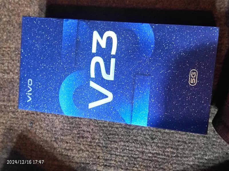 Vivo V23 (12 256) 1