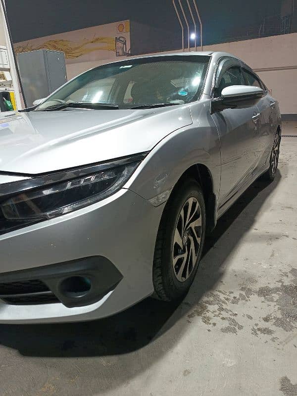 Honda Civic Oriel 2018 5