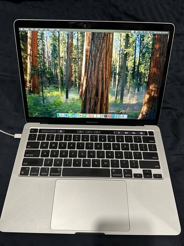 MacBook Pro 2020 M1 16GB / 1TB 0