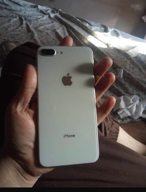 iphone 8 plus 1