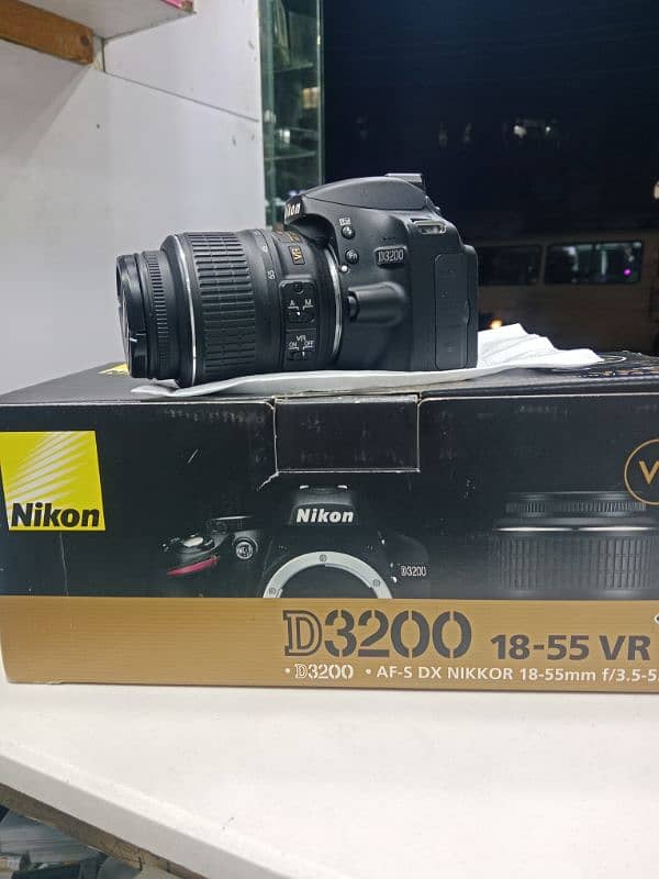 Nikon D3200 2