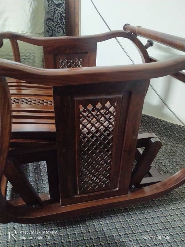 pure shisham rocking chair very good condition 1