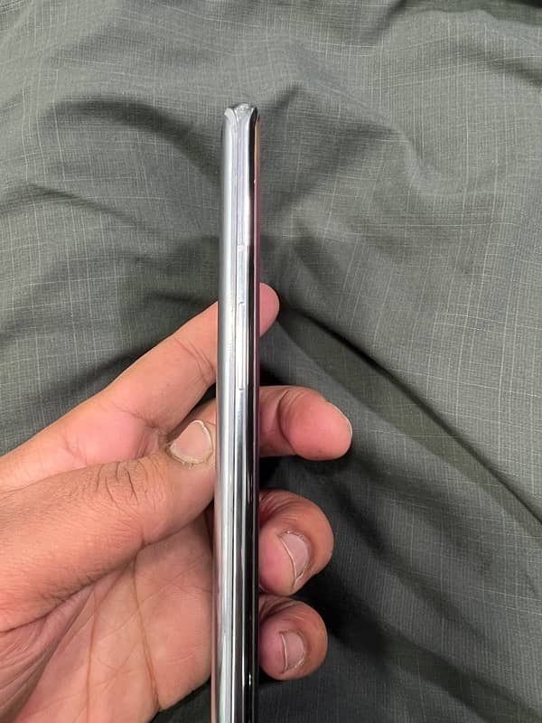 one plus 9pro 24/256 condition 10/10  full gaming phone hai 2